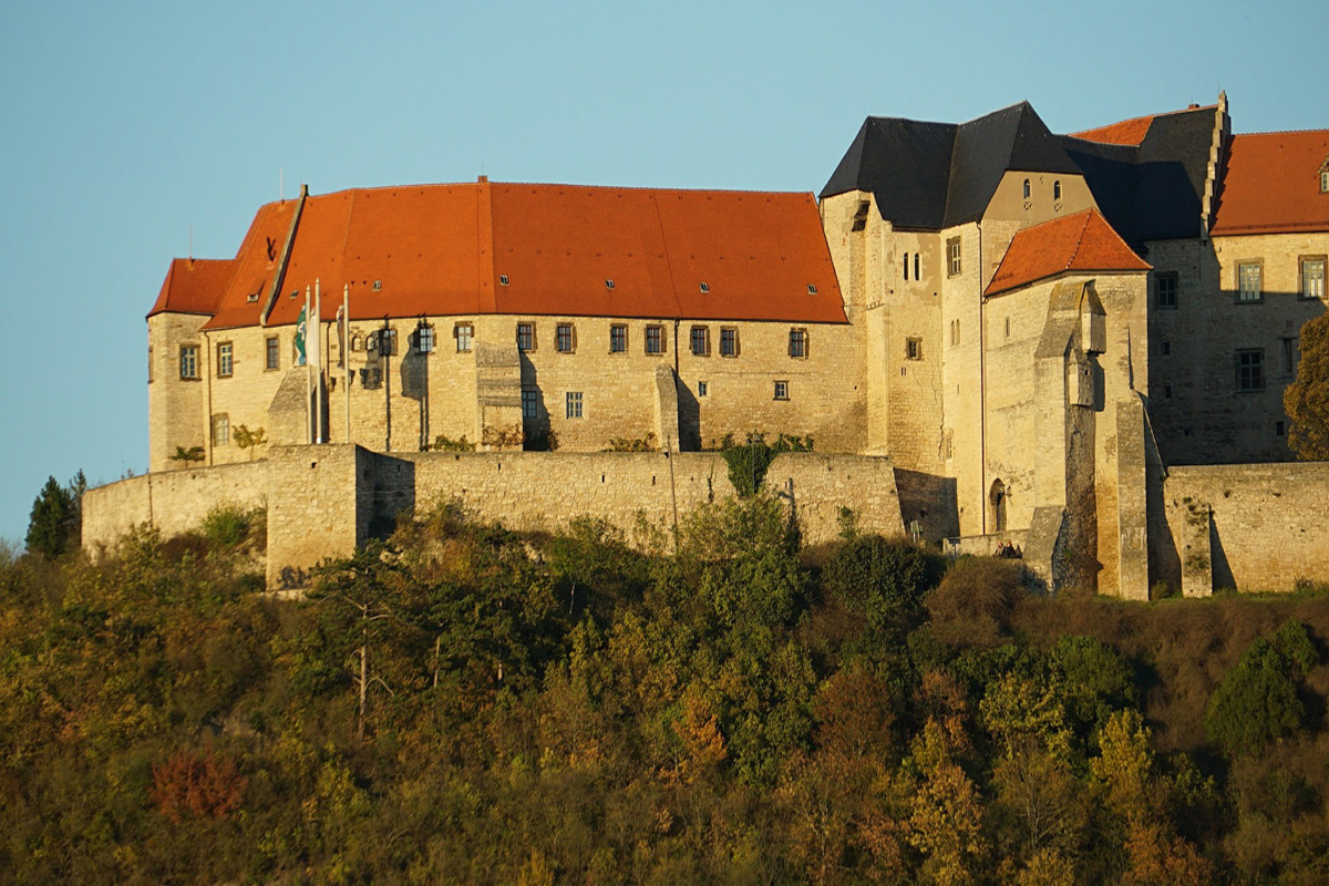 tourist information freyburg